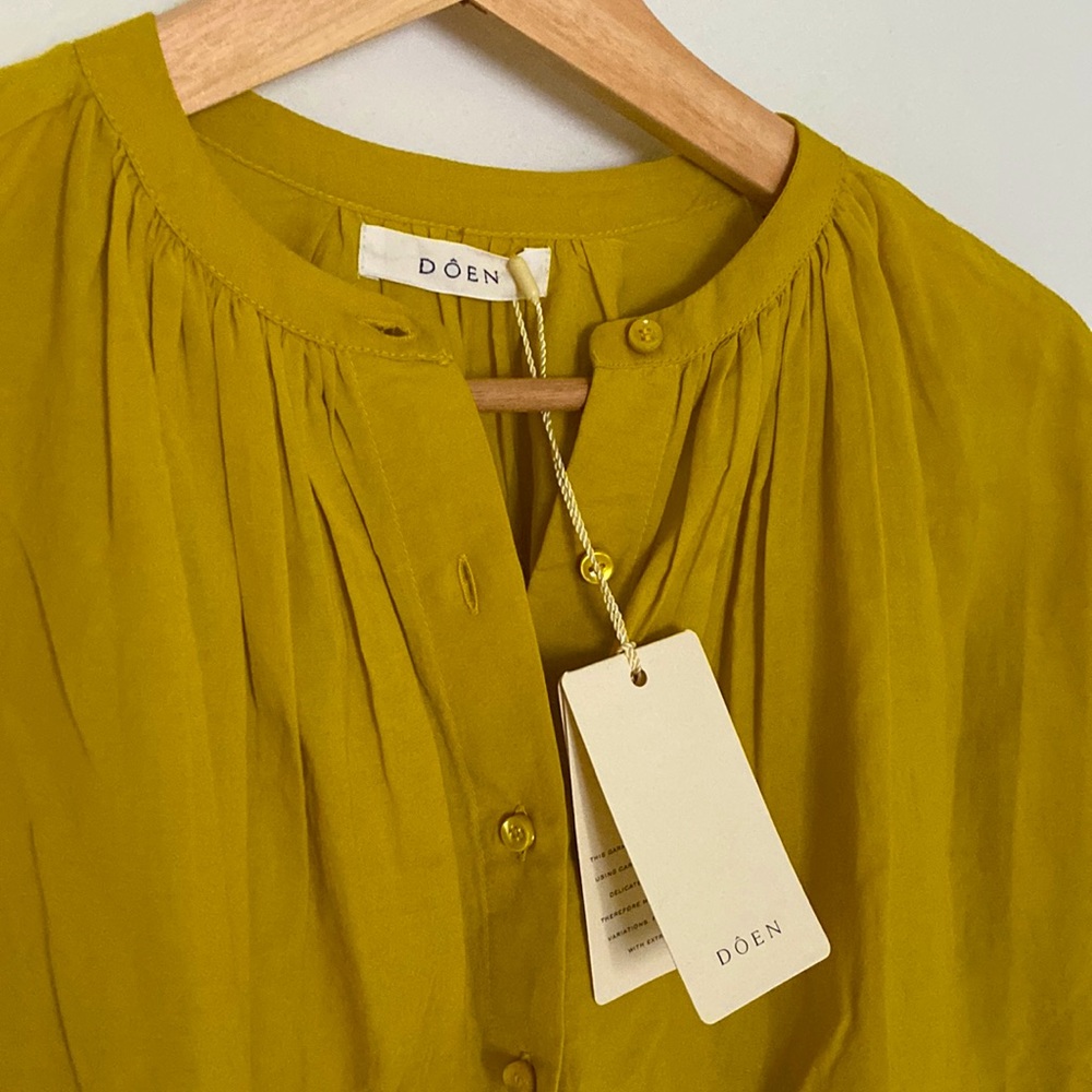NEW with TAG Doen Jane blouse in moss perfect for fall